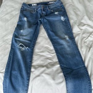 GAP Blue Straight Leg Jeans with Classic Style